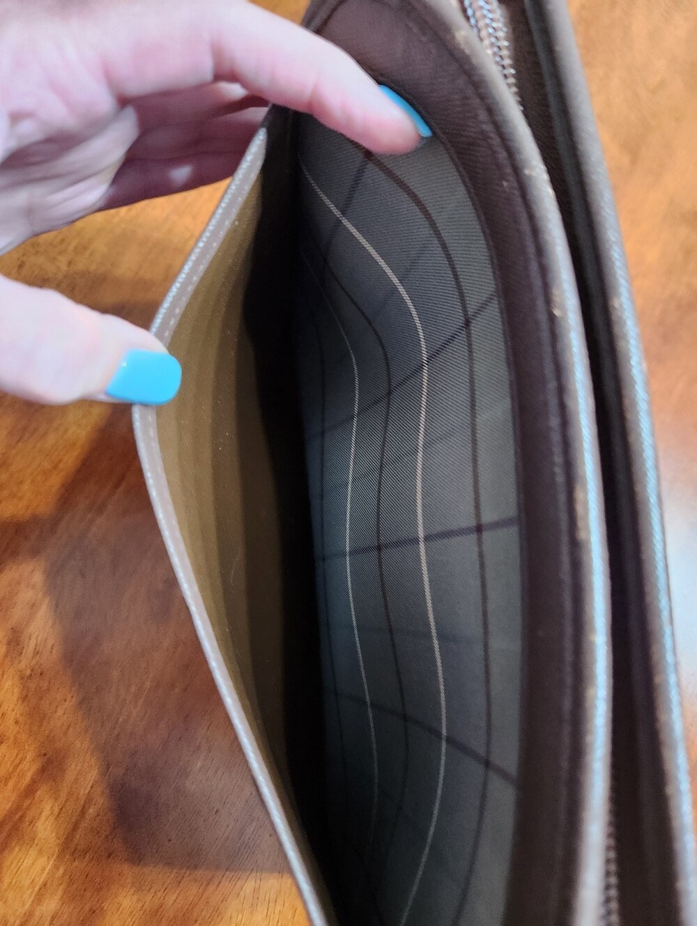 Vintage BURBERRY Novacheck Clutch - Picture 4 of 9